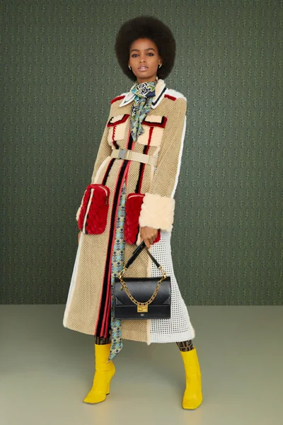 Look 12